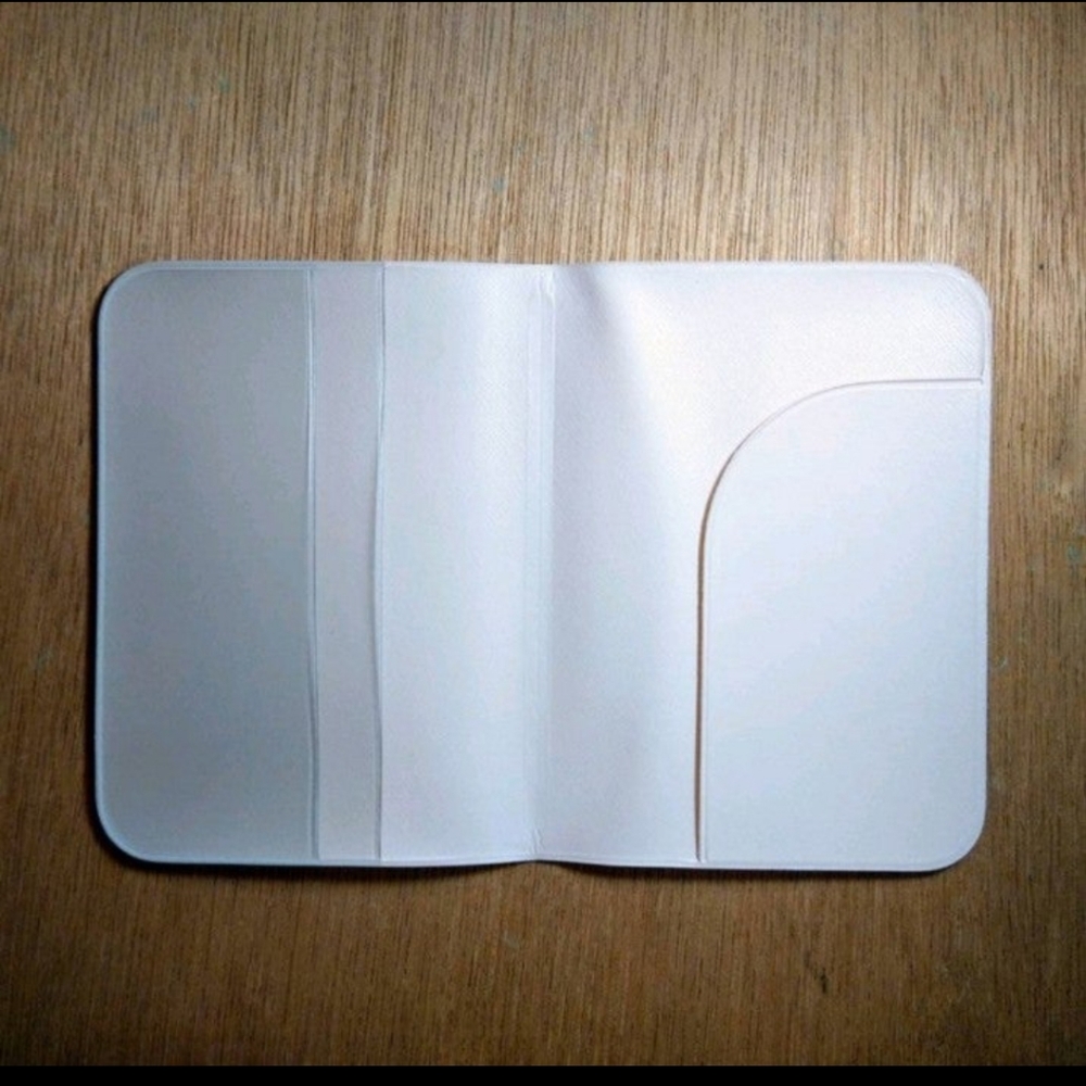 Passport cover, cat with insomnia. - Picture 2 of 2